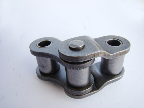 Connecting link with cotter type